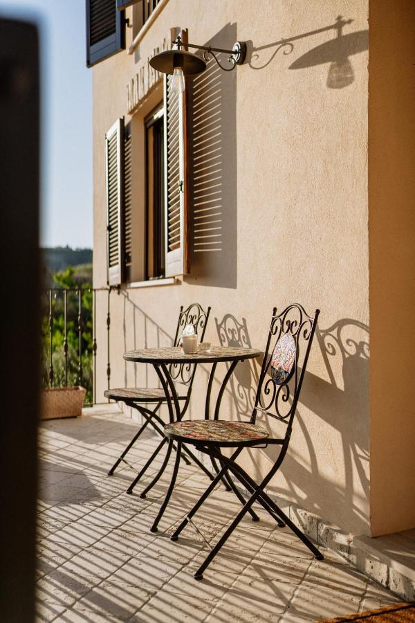 La Casa Delle Api Bed & Breakfast ออฟฟิดา ภายนอก รูปภาพ